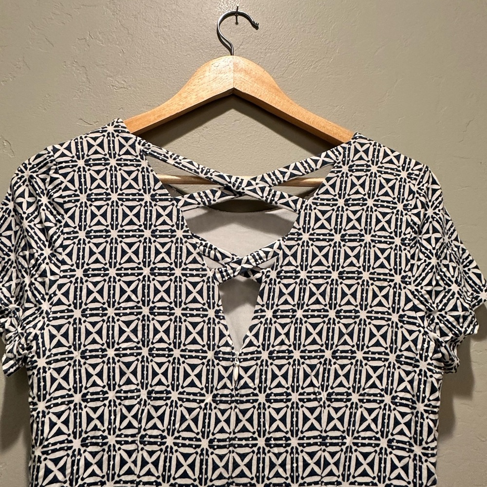 Loft Short Sleeve Stretch Blue White Geometric Skater‎ Dress Sz 6 - Picture 3 of 7